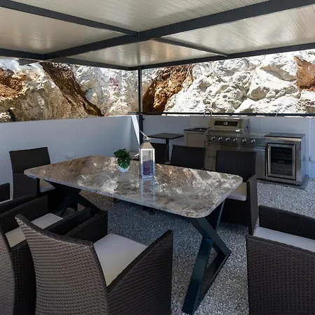 Stunning In Holiday home