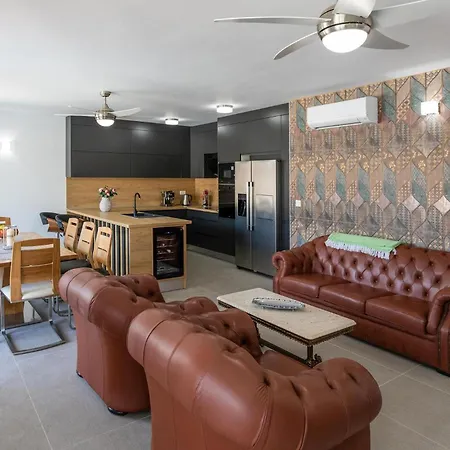 Holiday home Stunning In *