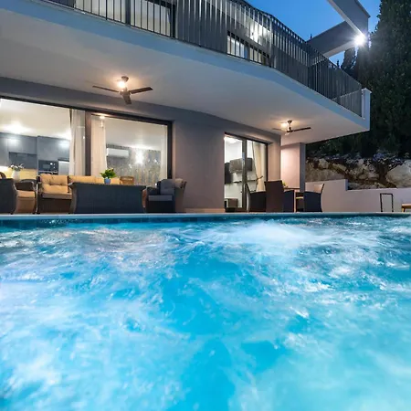 Holiday home Stunning In Blace