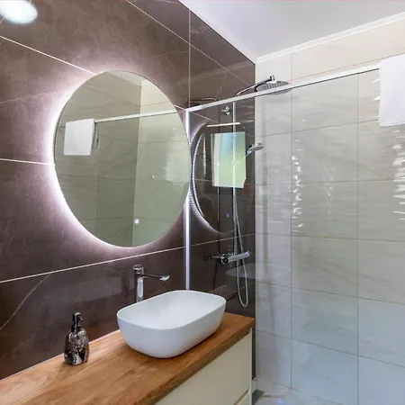 Stunning In Holiday home