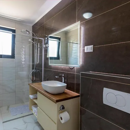 Stunning In Holiday home *