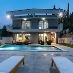 Beautiful Home In Blace *