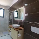Beautiful Home In Blace Semesterbostad *